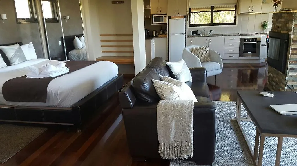 Blue Summit Cottages Maleny Australia